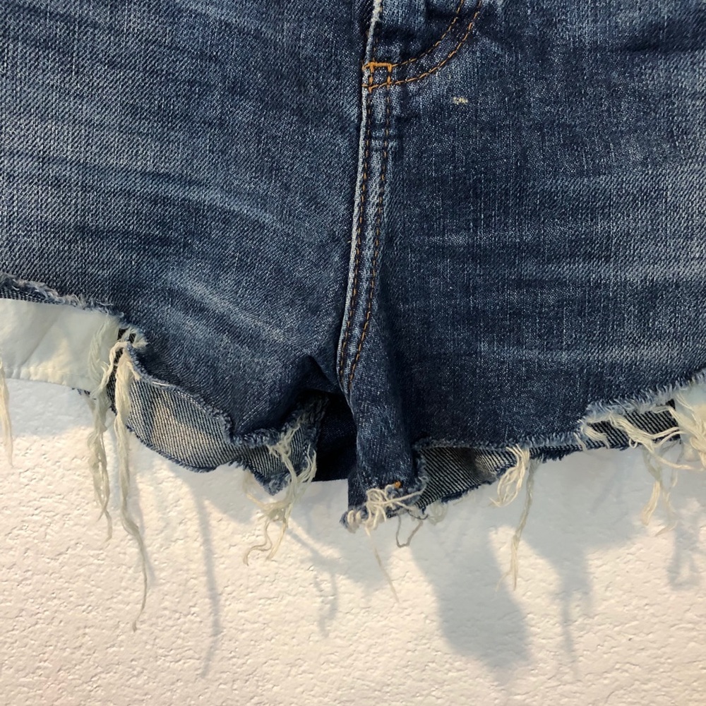 Topshop Blue Distressed Jean Shorts with Patch Details - Picture 11 of 12